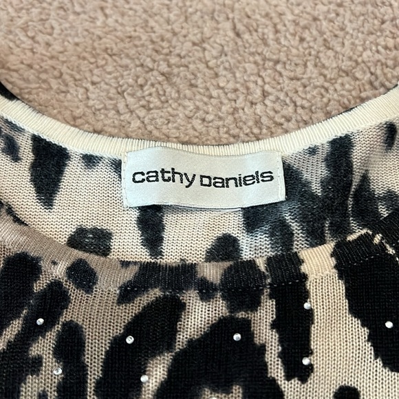 Cathy Daniels women’s light sweater size XL - Picture 5 of 7